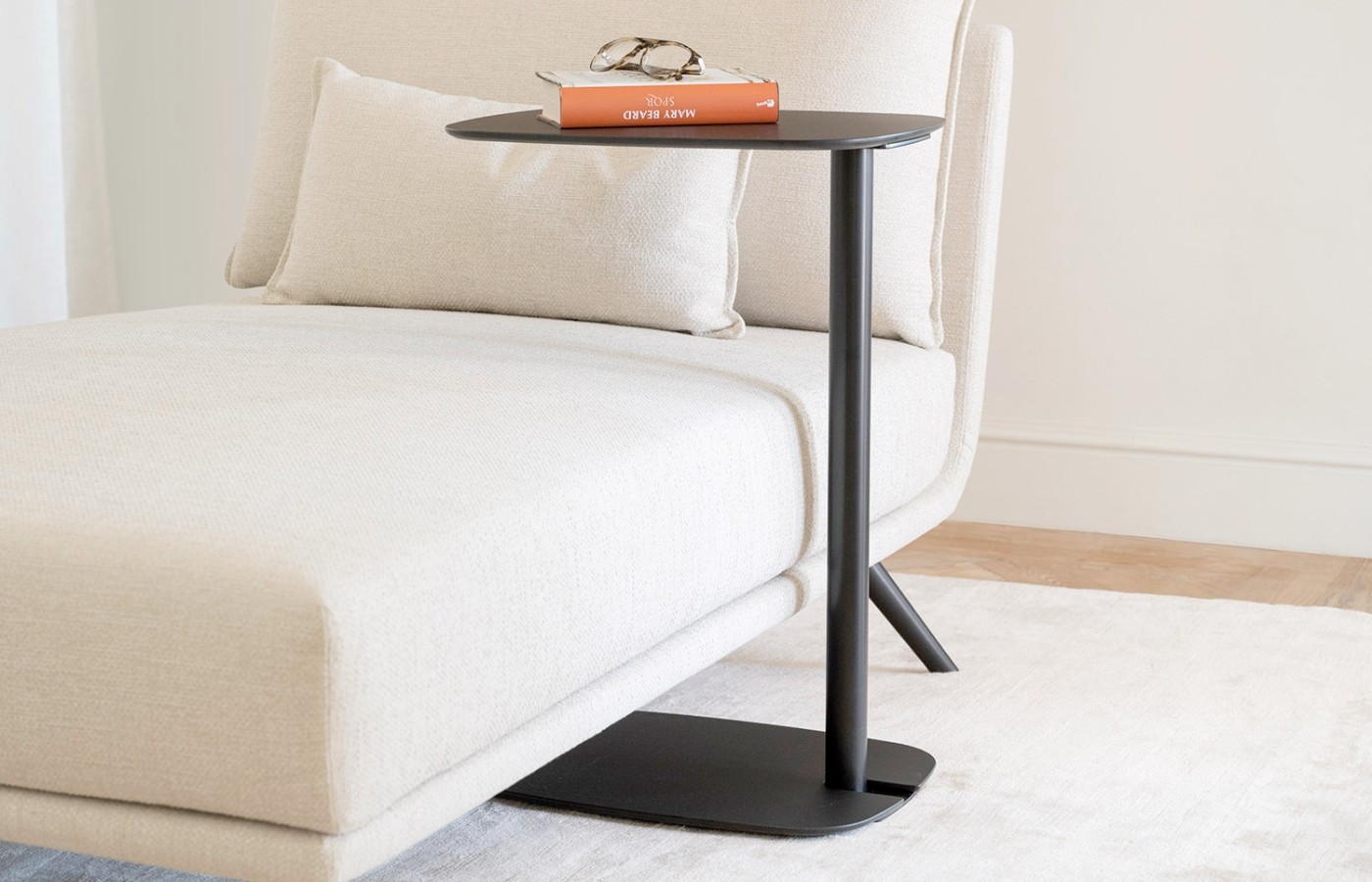 mesa auxiliar meseta de stua 1